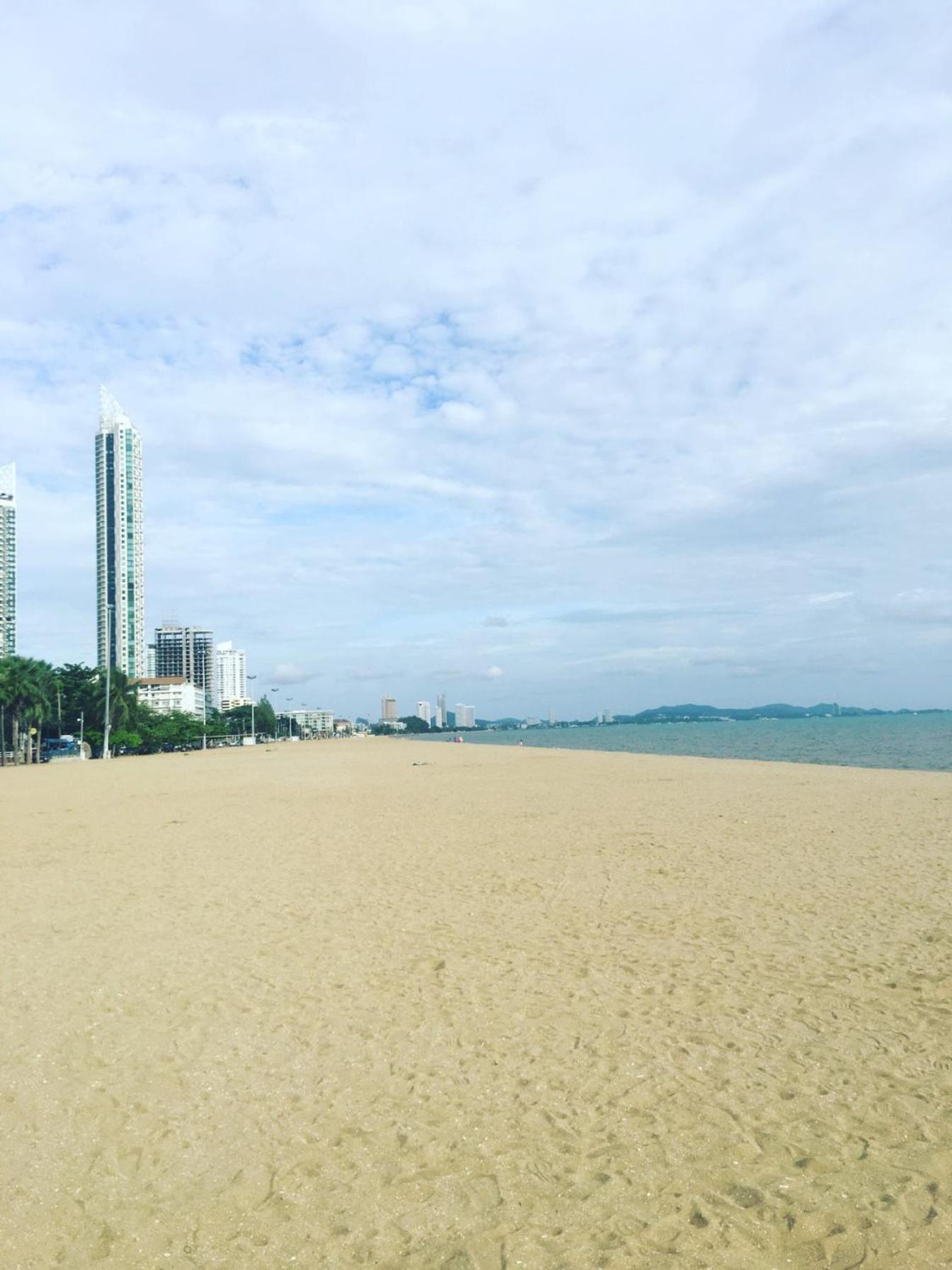 Studio Room Seaview Jomtien المظهر الخارجي الصورة