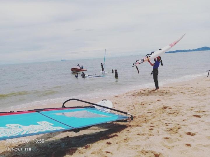 Studio Room Seaview Jomtien المظهر الخارجي الصورة